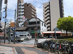 歩いてお越しの方へ（最寄駅からのご案内）